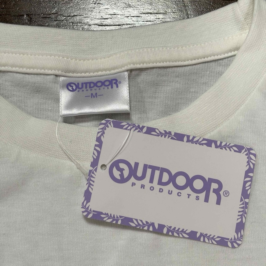 OUTDOOR(アウトドア)の【新品未使用】OUTDOORアウトドア❗️レディース　Tシャツ　半袖　ホワイトM レディースのトップス(Tシャツ(半袖/袖なし))の商品写真