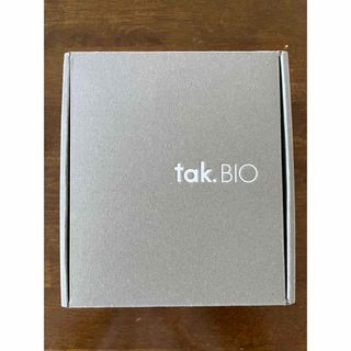 【新品・未使用・箱付き】tak.BIOキッズディッシュセット(プレート/茶碗)