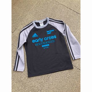 アディダス(adidas)のadidas ロングTシャツ(Tシャツ/カットソー)