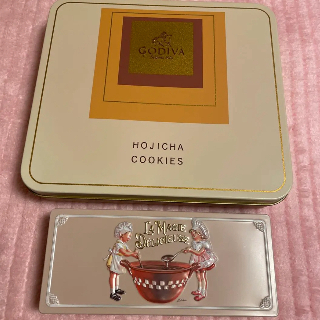 GODIVA(ゴディバ)のお菓子缶のセット（缶のみ） エンタメ/ホビーのトレーディングカード(その他)の商品写真