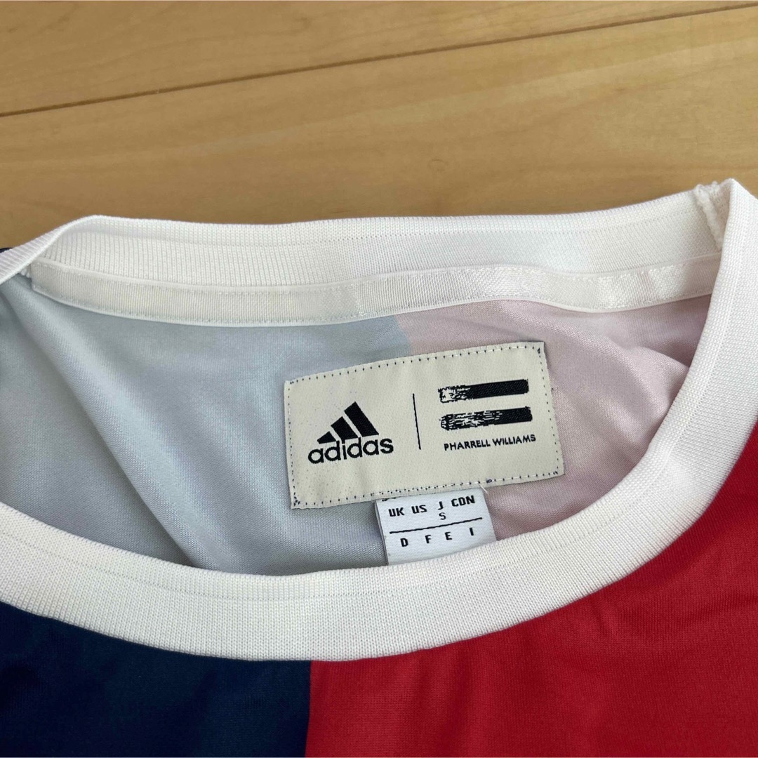 adidas(アディダス)のadidas Tシャツ スポーツ/アウトドアのテニス(ウェア)の商品写真