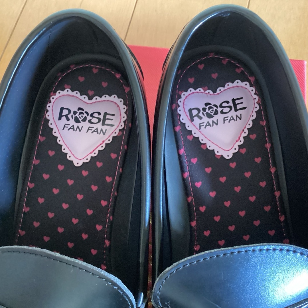 ROSE FANFAN(ローズファンファン)のヒールローファー　ROSE FANFAN  24.0cm EEE レディースの靴/シューズ(ローファー/革靴)の商品写真