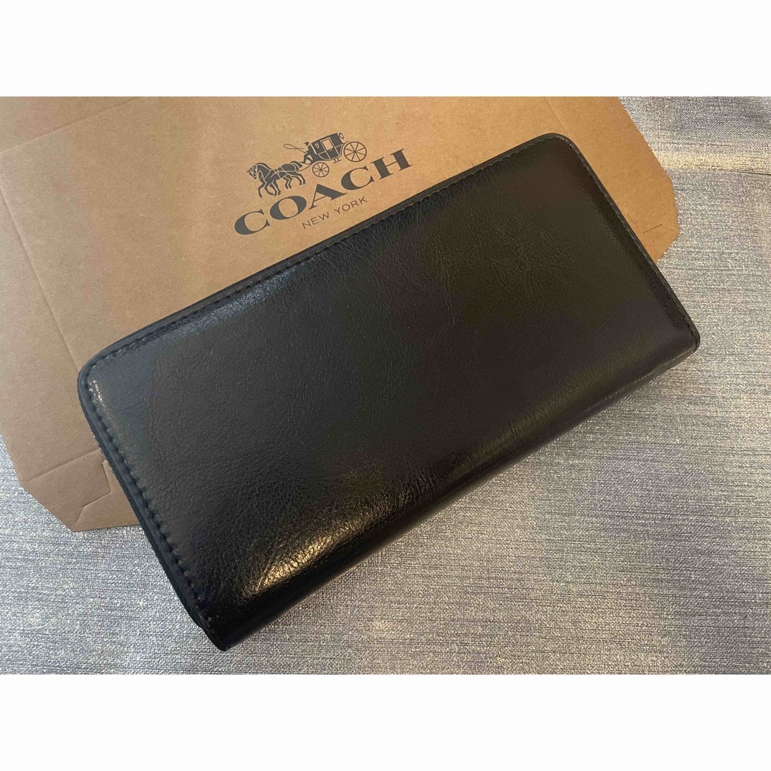 COACH(コーチ)のCOACH  コーチ　長財布　レザー　本革　ブラック　ベージュ　未使用品 メンズのファッション小物(長財布)の商品写真