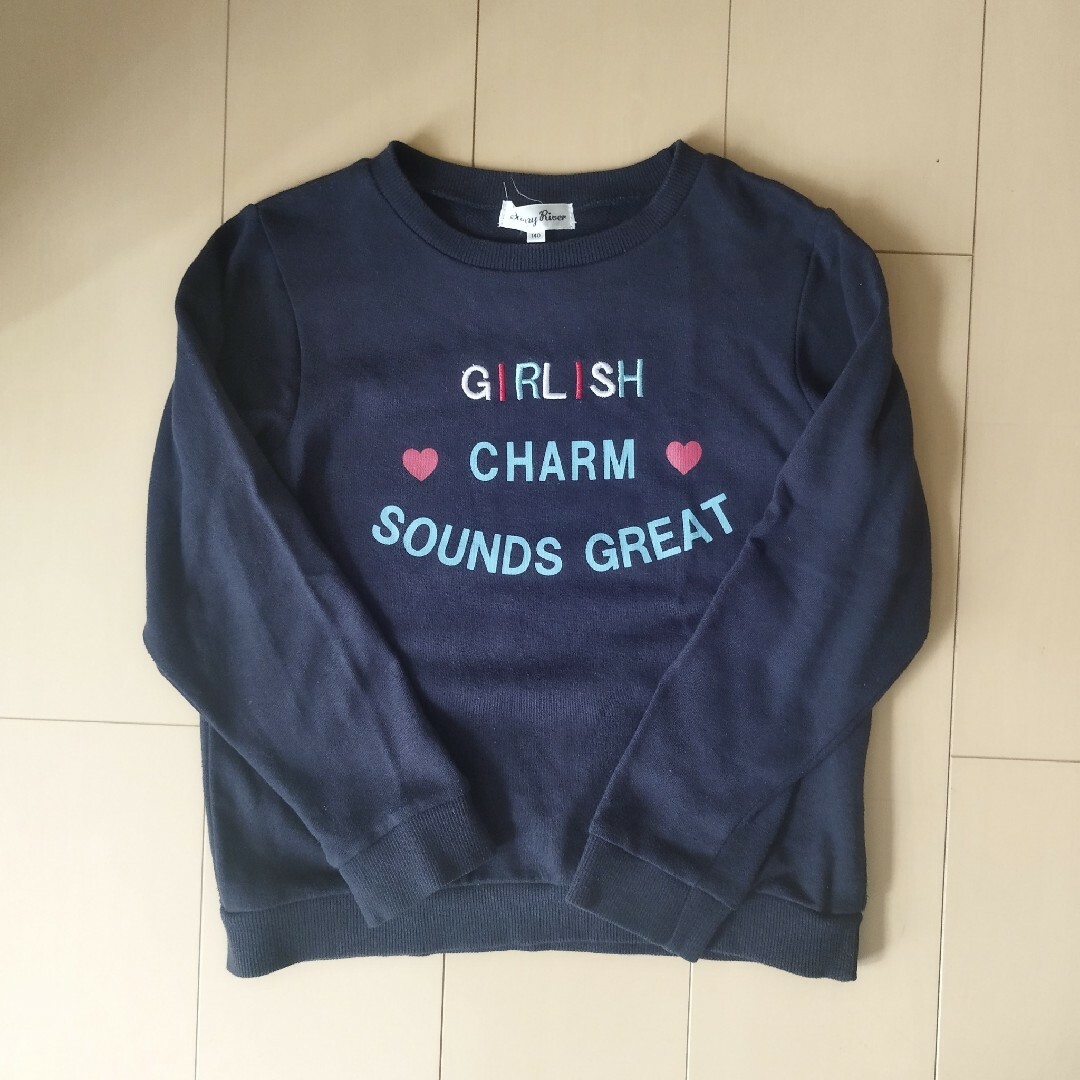 トレーナー　140 キッズ/ベビー/マタニティのキッズ服女の子用(90cm~)(Tシャツ/カットソー)の商品写真