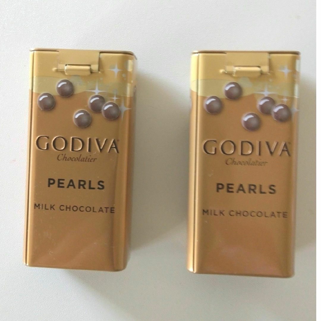 GODIVA(ゴディバ)のゴディバ缶　２個 その他のその他(その他)の商品写真