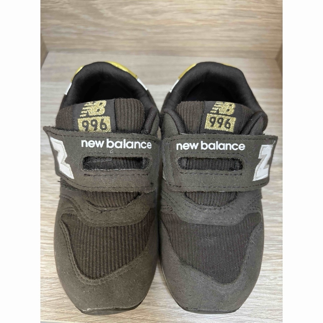 New Balance(ニューバランス)のNewBalance 996 スニーカー ローカット ベルクロ マジックテープ  キッズ/ベビー/マタニティのキッズ靴/シューズ(15cm~)(スニーカー)の商品写真