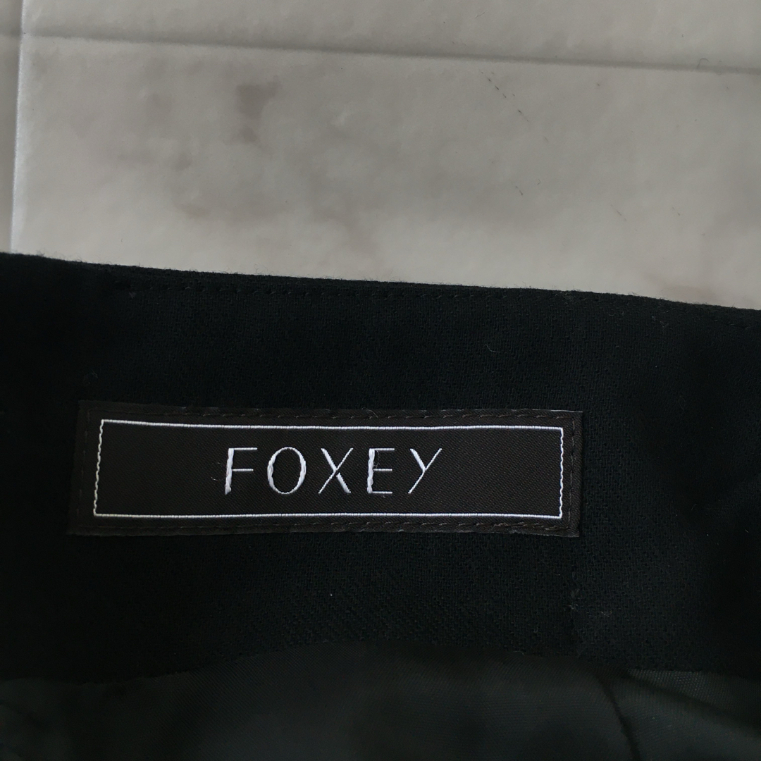 FOXEY(フォクシー)の新作未使用　FOXEY フォクシー　ウール　ベルト付き　フレア　スカート レディースのスカート(ロングスカート)の商品写真
