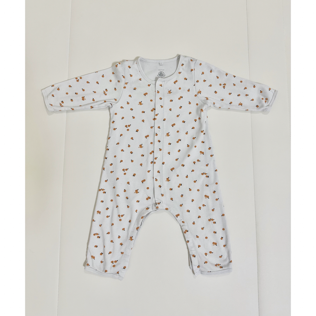 PETIT BATEAU(プチバトー)のプチバトー 長袖ロンパース ボディジャマ 12m 74cm キッズ/ベビー/マタニティのベビー服(~85cm)(カバーオール)の商品写真