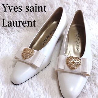 イヴサンローラン(Yves Saint Laurent)の未使用 Yves saint Laurent レザー パンプス ゴールド 金具(ハイヒール/パンプス)