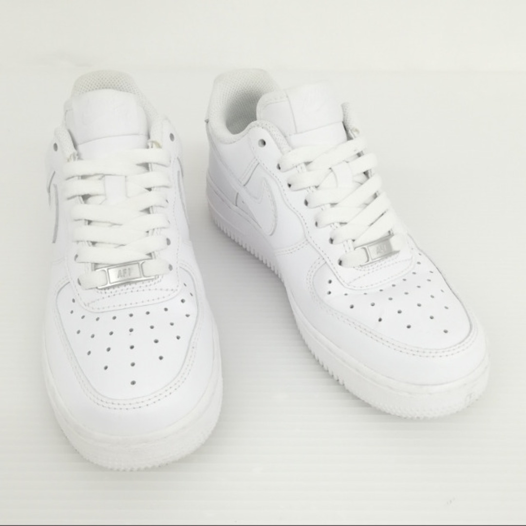 NIKE(ナイキ)のDD8959-100 WMNS Air Force 1 Low 07 White レディースの靴/シューズ(スニーカー)の商品写真