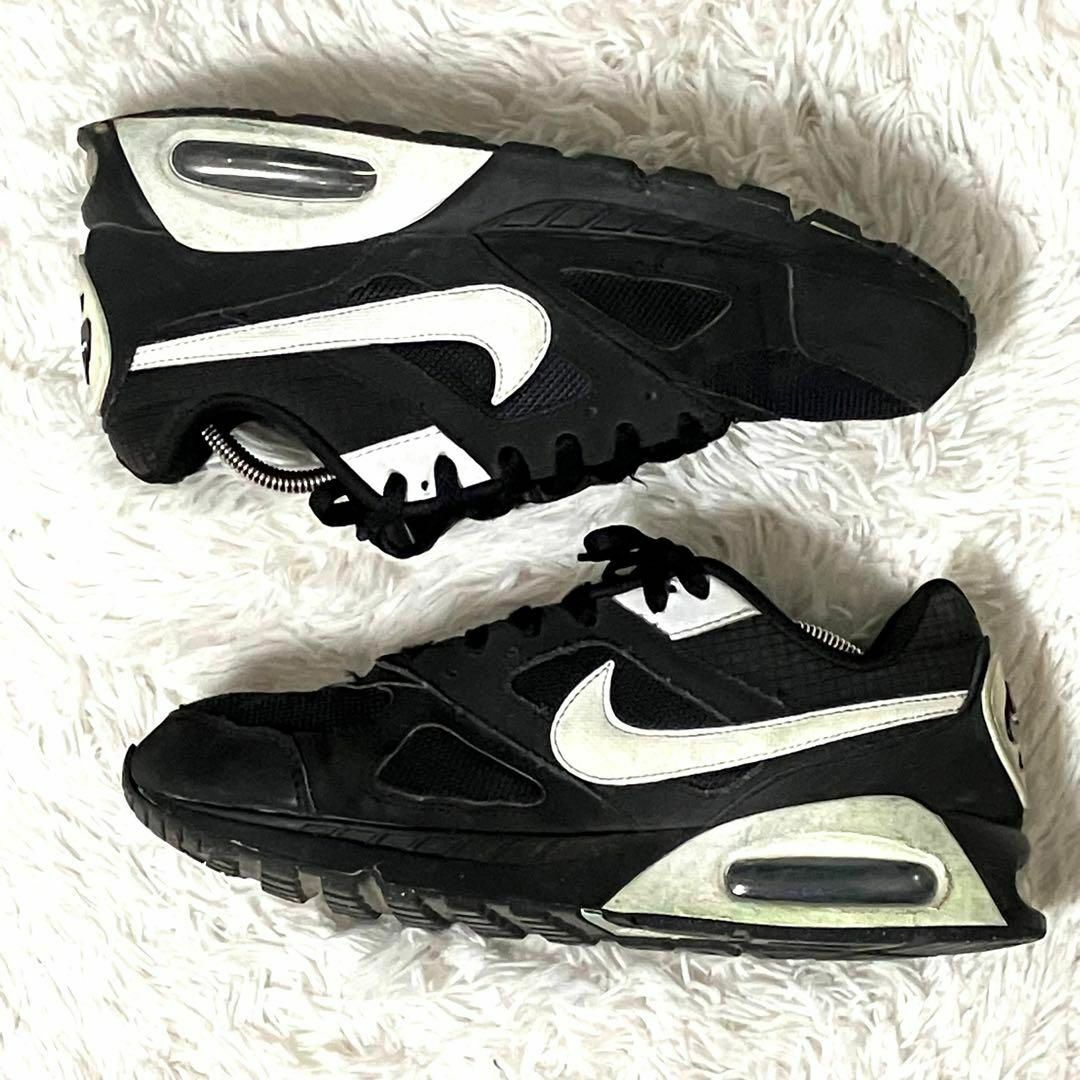 NIKE(ナイキ)のナイキ　スニーカー　ブラック　27.5 AIR MAX IVO メンズの靴/シューズ(スニーカー)の商品写真