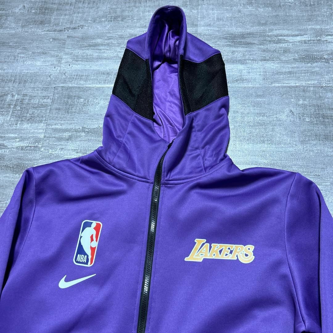 NIKE(ナイキ)の美品 NIKE ナイキ レイカーズ Lakers パーカー ジャージ 八村塁 S メンズのトップス(パーカー)の商品写真