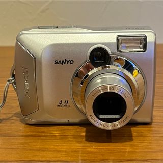 SANYO - SANYO サンヨー Xacti DSC-S4 デジタルカメラ　稼働確認○