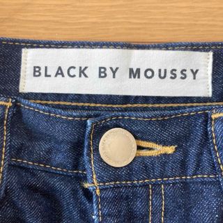 ブラックバイマウジー(BLACK by moussy)の【美品】BLACK BY MOUSSY サイズ24 ネイビー　レディースジーンズ(デニム/ジーンズ)