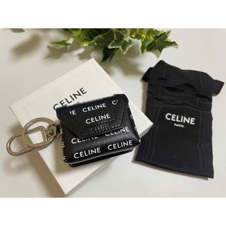 セリーヌ(celine)のセリーヌ　CELINE  Airpodsケース　キーホルダー　イヤホンケース(キーホルダー)