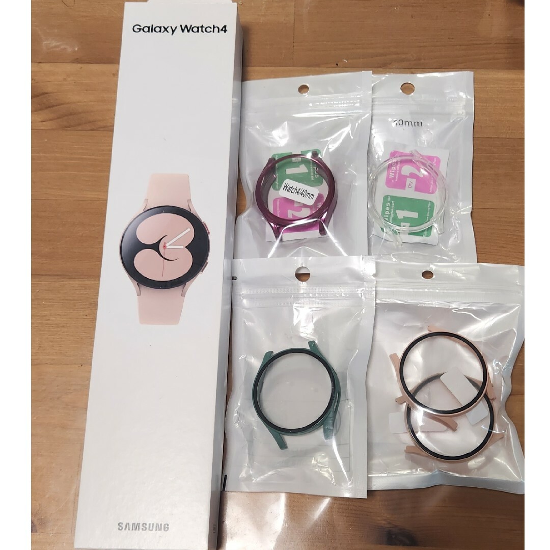 サムスン　ギャラクシーウォッチ4　GALAXYWATCH4 スマホ/家電/カメラのスマートフォン/携帯電話(その他)の商品写真