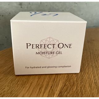 PERFECT ONE - パーフェクトワン モイスチャージェル 75g