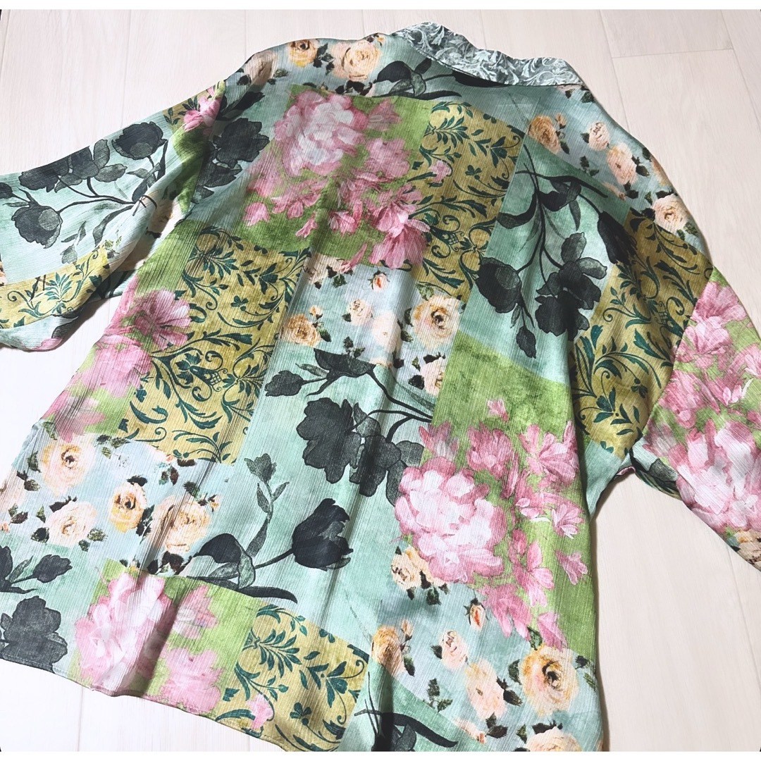 ZARA(ザラ)の新品★ZARA★ブラウス　シャツ レディースのトップス(シャツ/ブラウス(長袖/七分))の商品写真