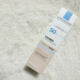 ラロッシュポゼ(LA ROCHE-POSAY)の☆新品未使用☆　トーンアップ　化粧下地　ローズ　ラロッシュポゼ(化粧下地)