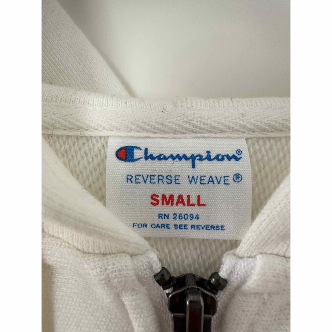 Champion(チャンピオン)のchampion 未使用パーカー レディースのトップス(パーカー)の商品写真