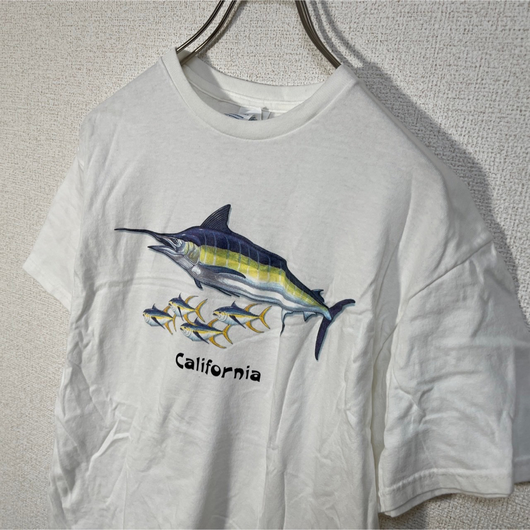 【デルタ】半袖Tシャツ　カジキマグロ　魚　カリフォルニア　ホワイト白　F9 メンズのトップス(Tシャツ/カットソー(半袖/袖なし))の商品写真