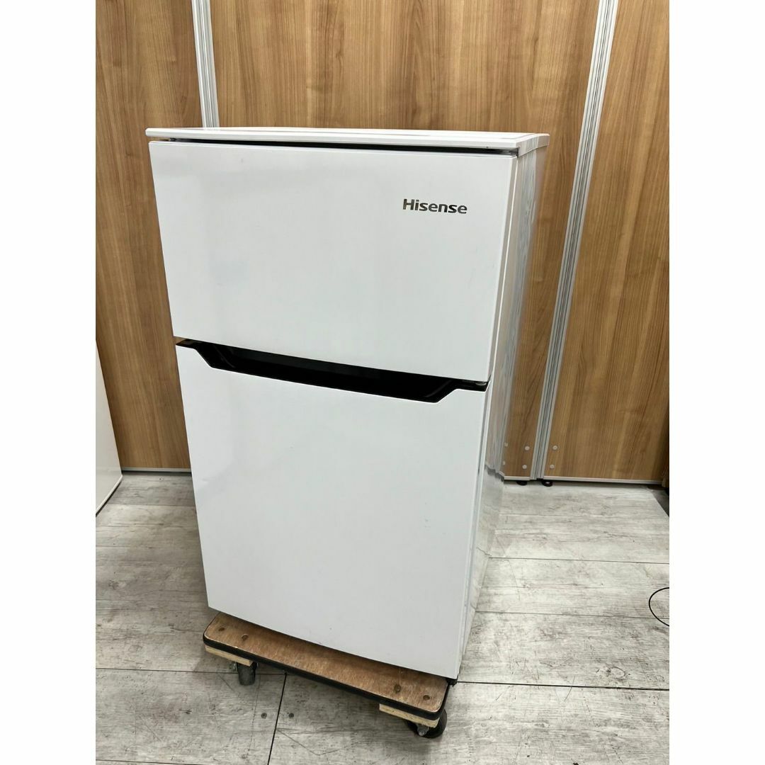 【中古】Hisense　2ドア冷蔵冷凍庫　HR‐B95A　93L　2019年製 スマホ/家電/カメラの生活家電(冷蔵庫)の商品写真