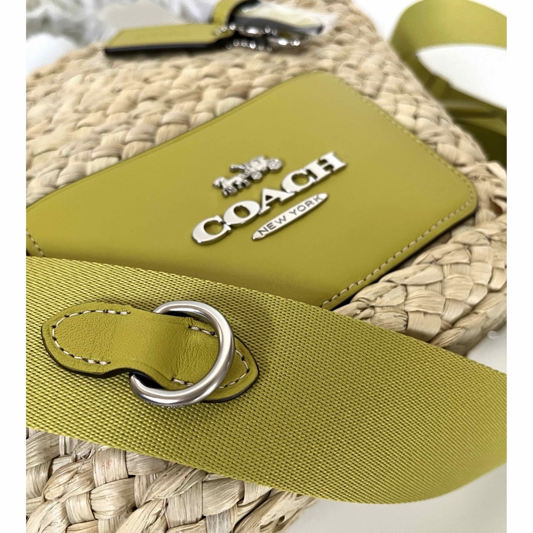 COACH(コーチ)のコーチ☆新品☆COACH ストロー 2way かごバッグ/ライム レディースのバッグ(かごバッグ/ストローバッグ)の商品写真