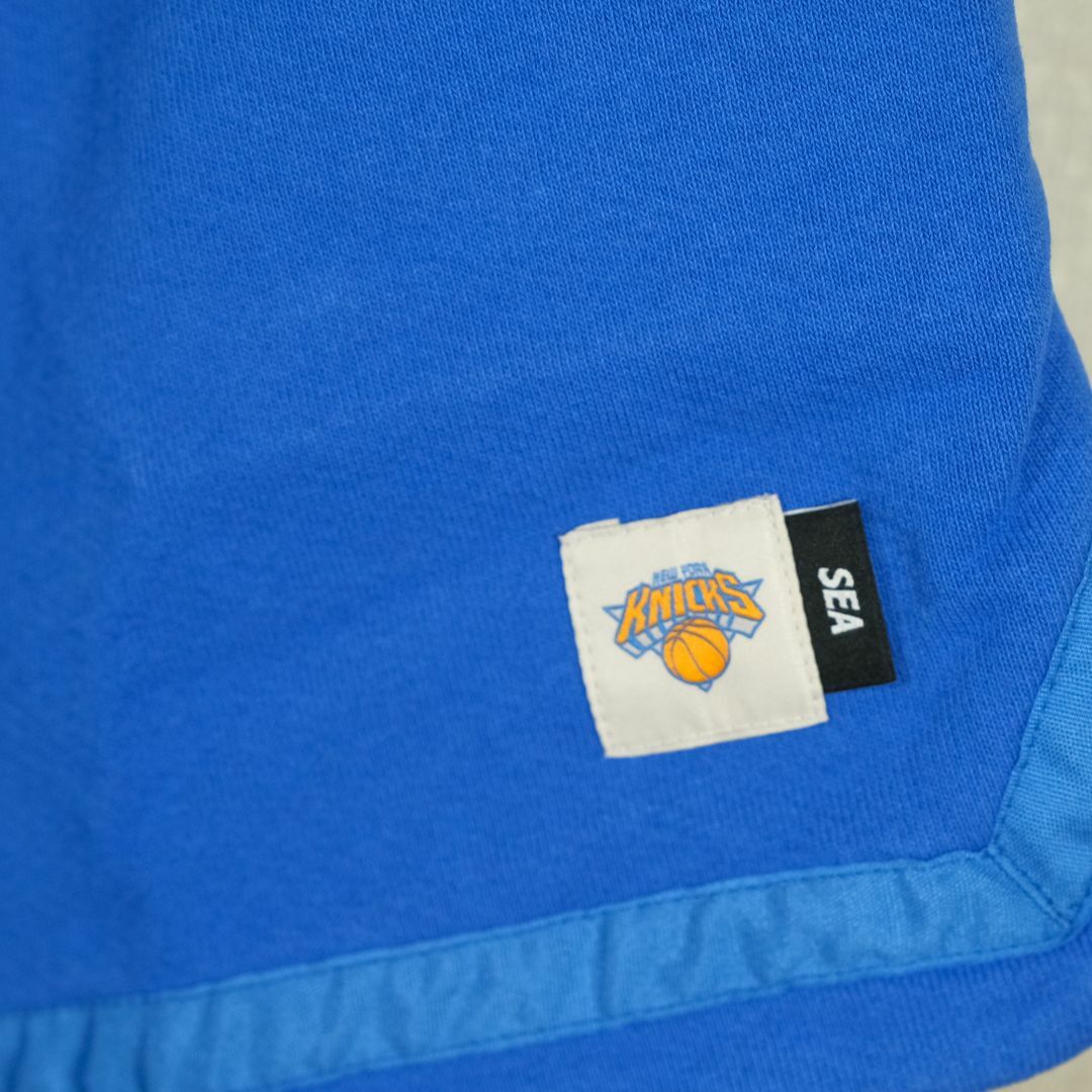 WIND AND SEA(ウィンダンシー)のWIND AND SEA NBA Sweat Shorts Pants NYK メンズのパンツ(ショートパンツ)の商品写真