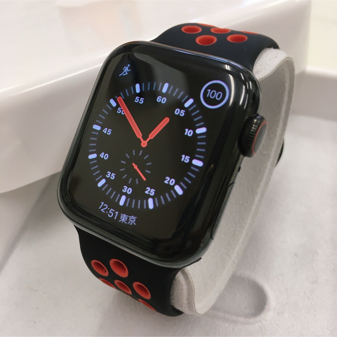 Apple Watch(アップルウォッチ)のApple watch series4 アップルウォッチ 40黒ステンレス スマホ/家電/カメラのスマートフォン/携帯電話(その他)の商品写真