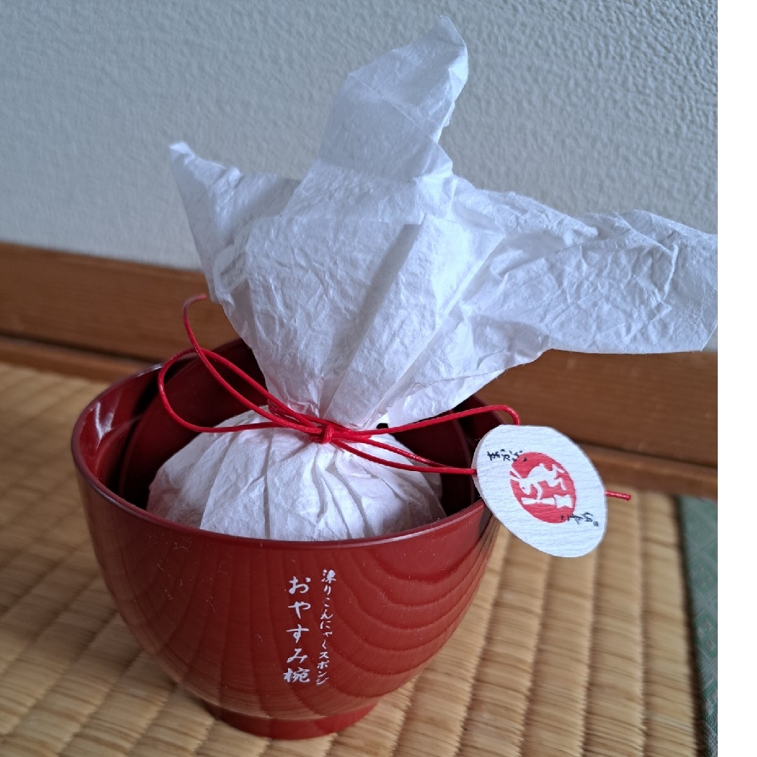 まかないこすめ おやすみ椀と凍りこんにゃくスポンジ コスメ/美容のメイク道具/ケアグッズ(その他)の商品写真