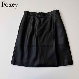 フォクシーニューヨーク(FOXEY NEW YORK)の良品　FOXEY NEWYORK フォクシー　レザースカート　フレアスカート(ひざ丈スカート)