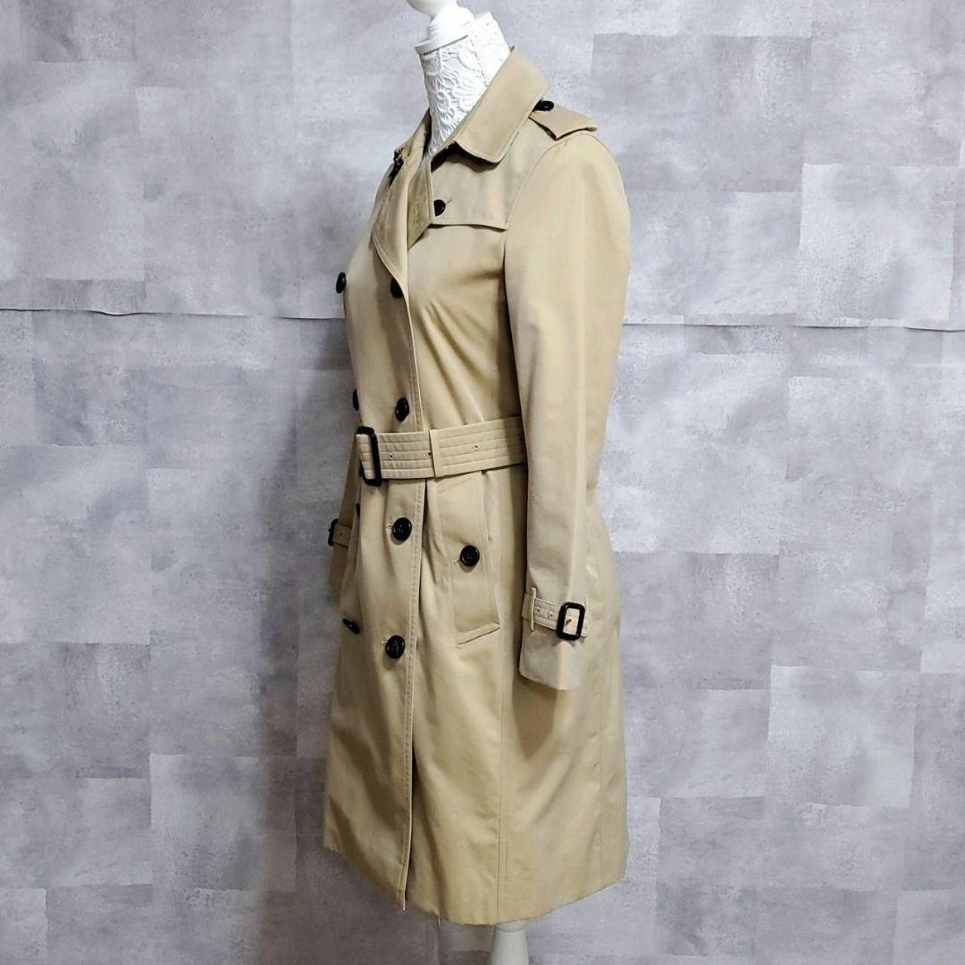 BURBERRY(バーバリー)の極美品 タグ 袋 予備ボタン付 M バーバリー ケンジントン ロング トレンチ レディースのジャケット/アウター(トレンチコート)の商品写真