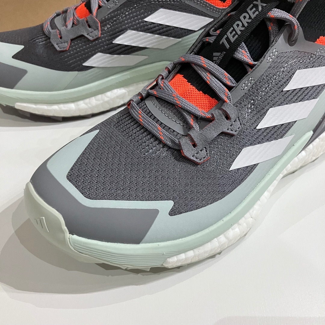 adidas(アディダス)の新品 adidas TERREX アディダス テレックス FREE HIKER  レディースの靴/シューズ(スニーカー)の商品写真