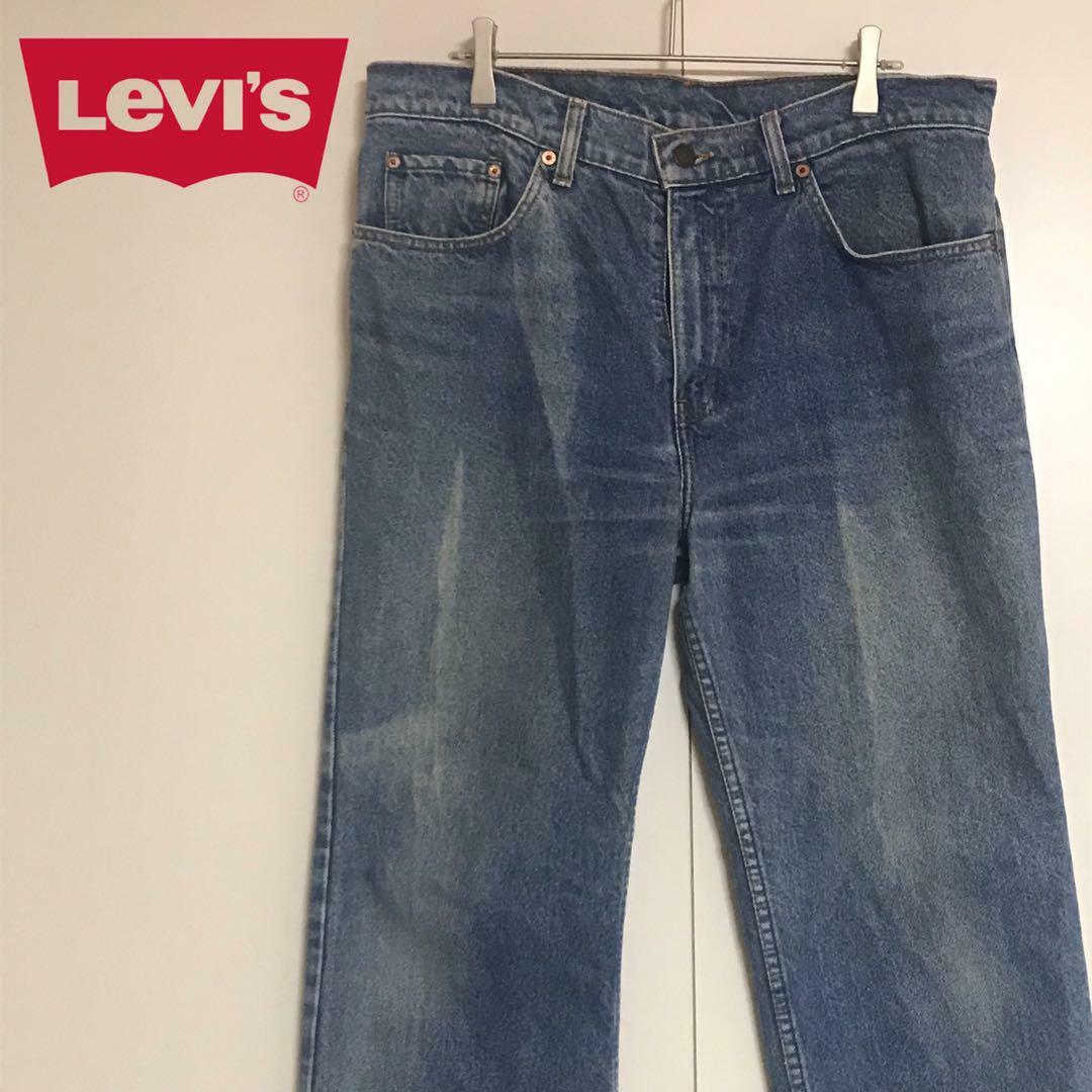 Levi's(リーバイス)の【ビッグサイズ】リーバイス　ストレートデニムパンツ　最後の色落ち　F953 メンズのパンツ(デニム/ジーンズ)の商品写真