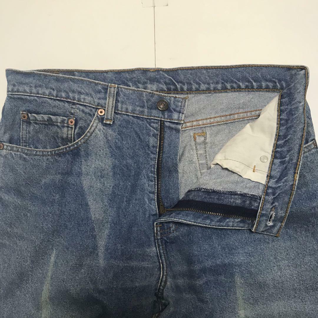 Levi's(リーバイス)の【ビッグサイズ】リーバイス　ストレートデニムパンツ　最後の色落ち　F953 メンズのパンツ(デニム/ジーンズ)の商品写真