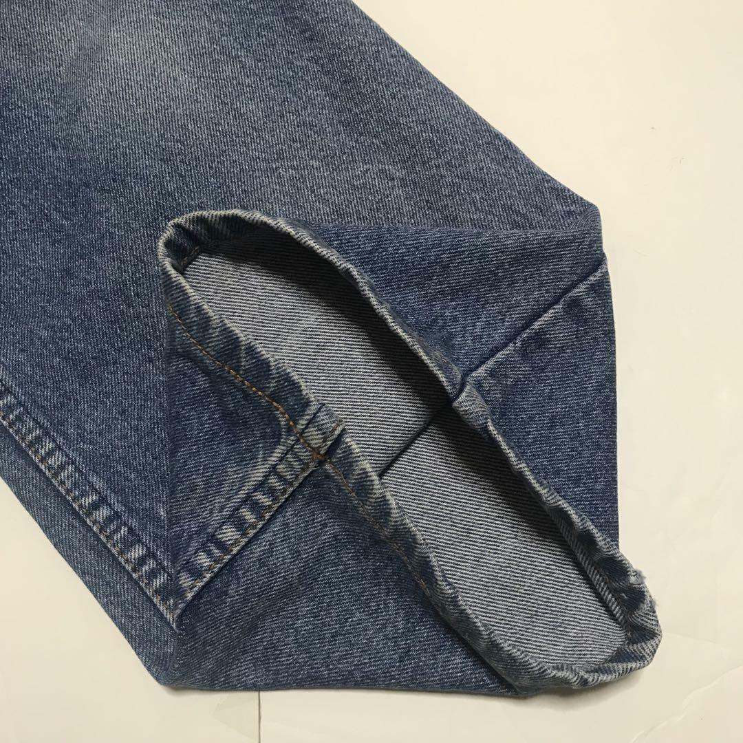 Levi's(リーバイス)の【ビッグサイズ】リーバイス　ストレートデニムパンツ　最後の色落ち　F953 メンズのパンツ(デニム/ジーンズ)の商品写真