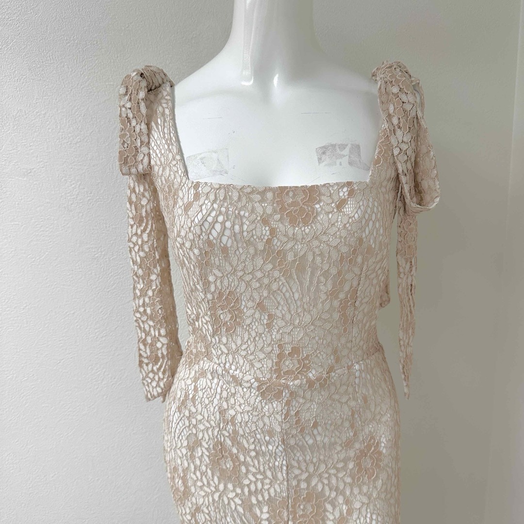 asos(エイソス)の新品未使用⭐︎Little Mistress 肩リボンレースマーメイドドレス M レディースのフォーマル/ドレス(ロングドレス)の商品写真