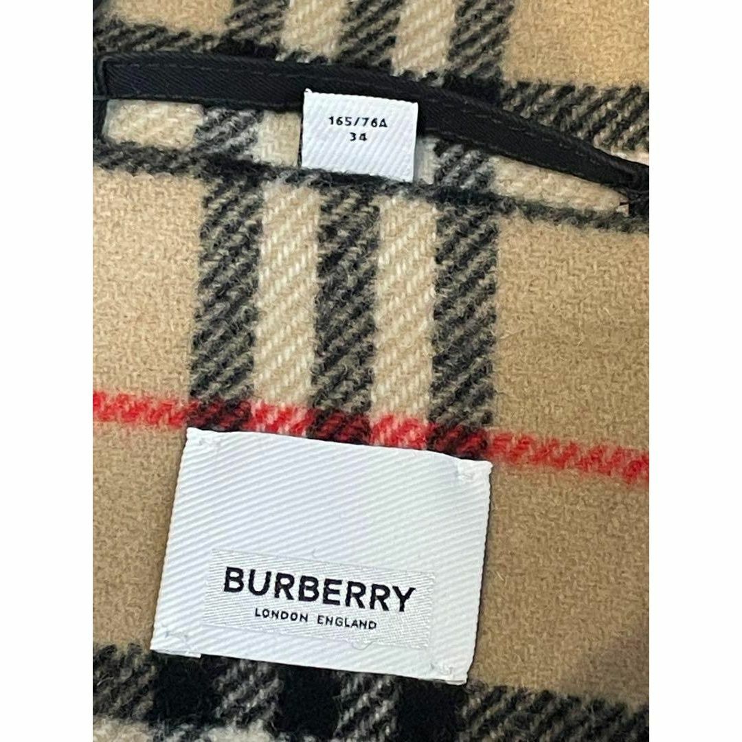 BURBERRY(バーバリー)のバーバリー 現行ライン 黒 ダッフルコート ノバチェック 34サイズ レディースのジャケット/アウター(ダッフルコート)の商品写真