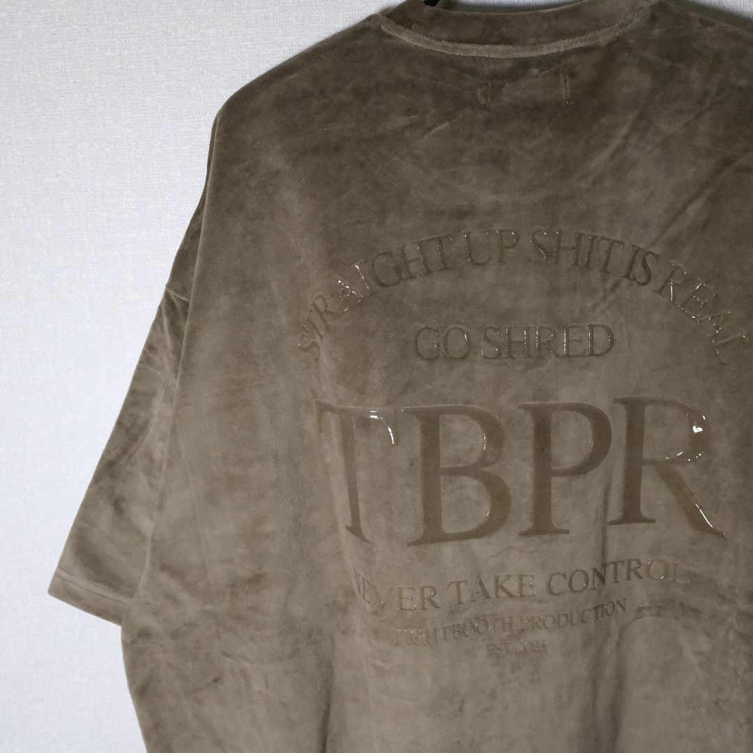 TIGHTBOOTH STRAIGHT UP VELOUR TシャツOLIVE メンズのトップス(Tシャツ/カットソー(半袖/袖なし))の商品写真