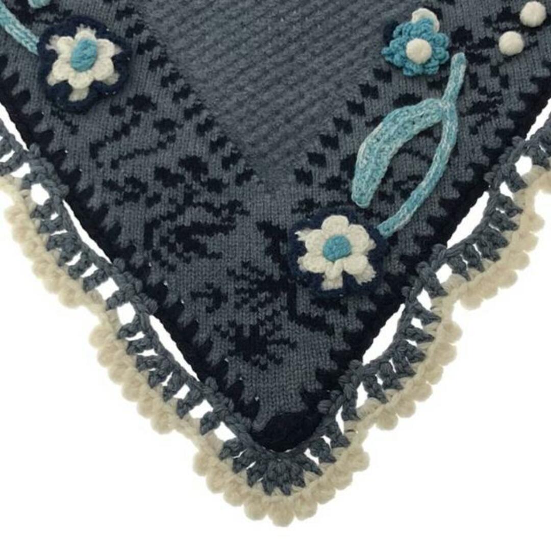 【新品】  Mame Kurogouchi / マメクロゴウチ | 2022AW | floral motif hand-knitted scarf / フローラル ニット スカーフ | 1 | blue レディースのファッション小物(ストール/パシュミナ)の商品写真