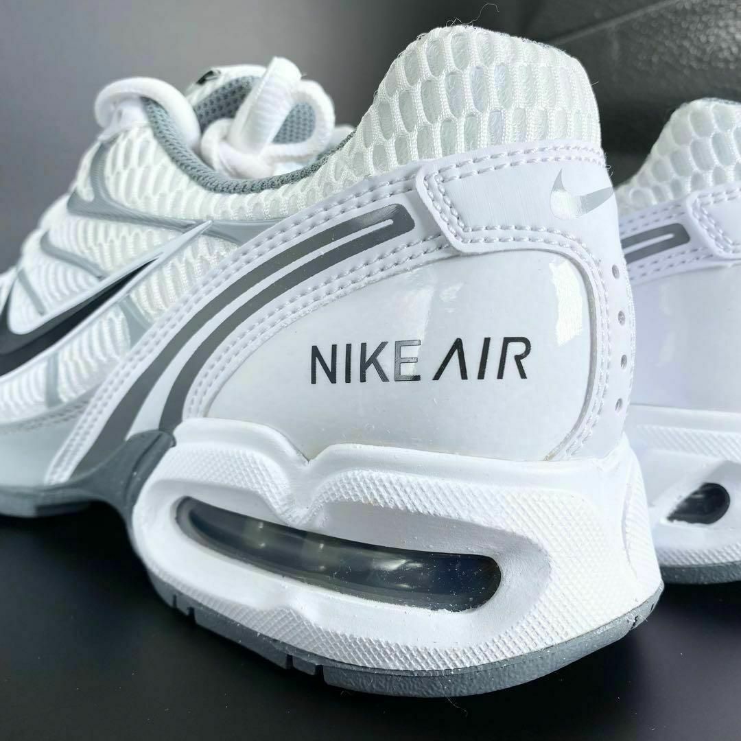 NIKE(ナイキ)の新品 NIKE AIR MAX TORCH 4 ホワイト 28.5cm メンズの靴/シューズ(スニーカー)の商品写真