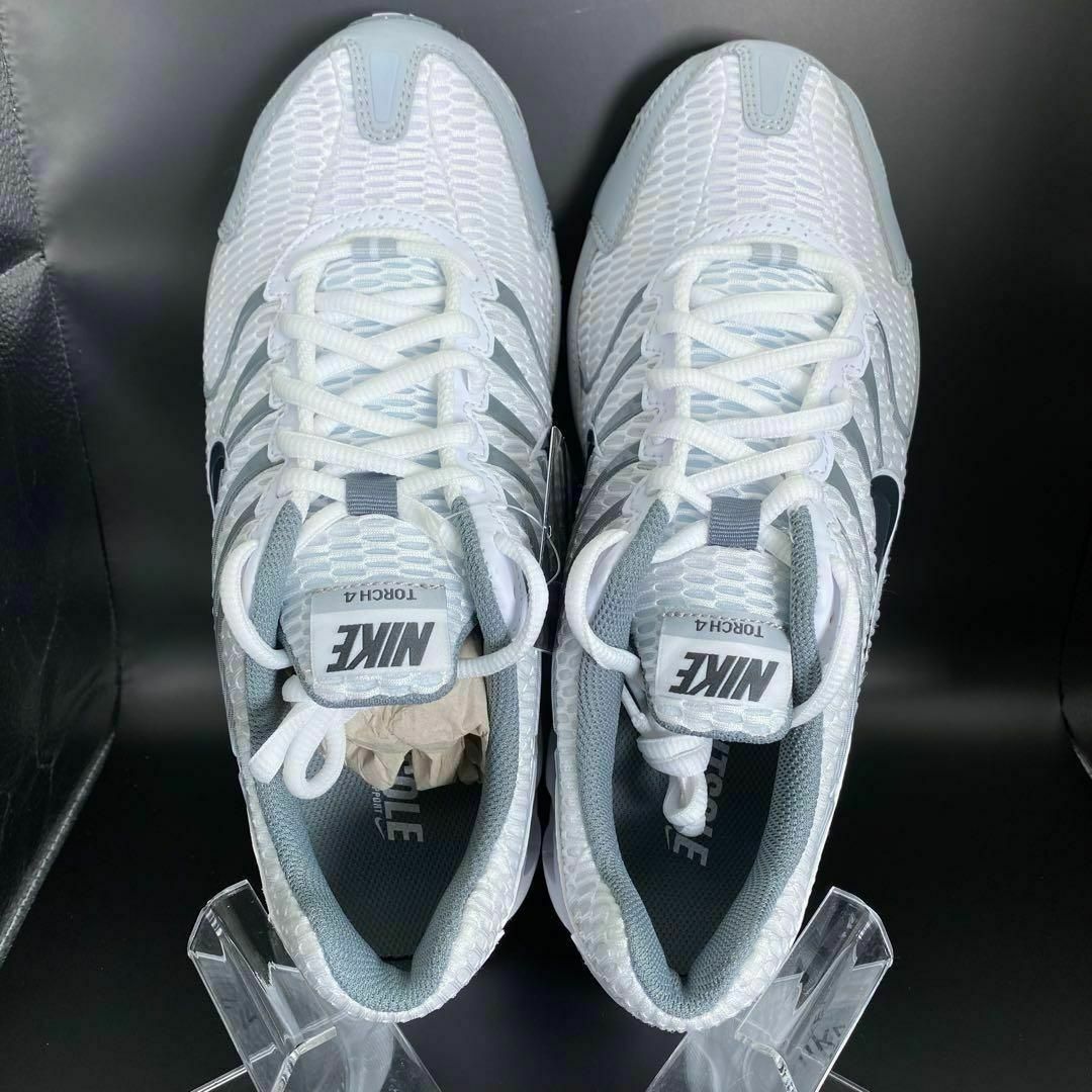 NIKE(ナイキ)の新品 NIKE AIR MAX TORCH 4 ホワイト 27.5cm メンズの靴/シューズ(スニーカー)の商品写真