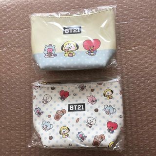 ビーティーイシビル(BT21)のBT21    ファミマ　ポーチ(キャラクターグッズ)