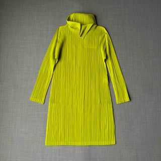 プリーツプリーズイッセイミヤケ(PLEATS PLEASE ISSEY MIYAKE)の極美品 PLEATS PLEASE MONTHLY COLORS サイズ3(ひざ丈ワンピース)