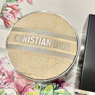 Christian Dior - ◆ラスト1つ◆限定ベージュ ディオールスキン フォーエヴァー クッション ケース