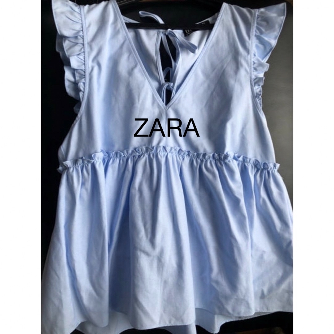 ZARA(ザラ)のZARA 肩フリルブラウス レディースのトップス(シャツ/ブラウス(半袖/袖なし))の商品写真