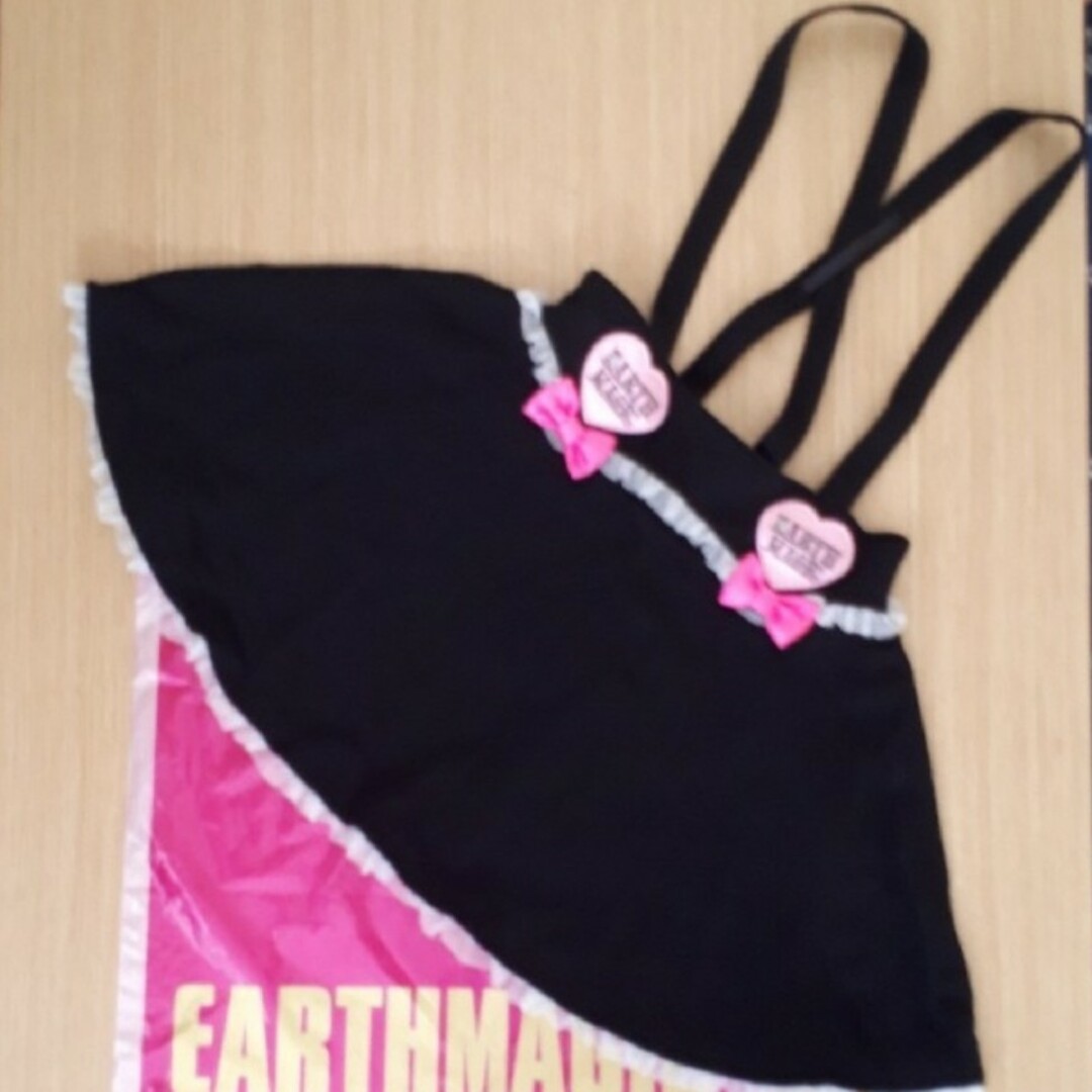 EARTHMAGIC(アースマジック)のEARTHMAGIC ハートワッペンジャンパースカート　150 キッズ/ベビー/マタニティのキッズ服女の子用(90cm~)(スカート)の商品写真