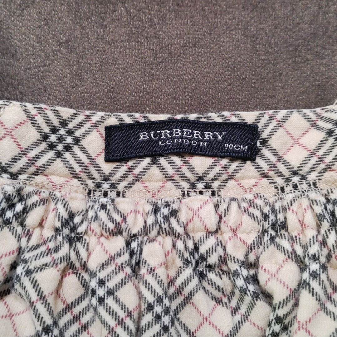 BURBERRY(バーバリー)のBURBERRY　90サイズ　ハーフパンツ キッズ/ベビー/マタニティのキッズ服男の子用(90cm~)(パンツ/スパッツ)の商品写真