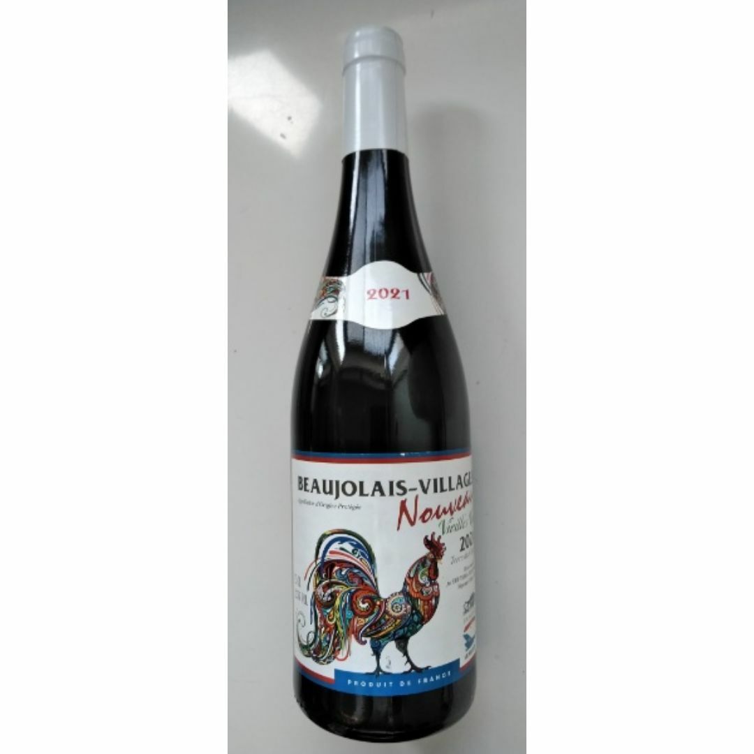 ボジョレー・ヴィラージュ・ヌーヴォー テール・デュ・シャピトル 2021 食品/飲料/酒の酒(ワイン)の商品写真