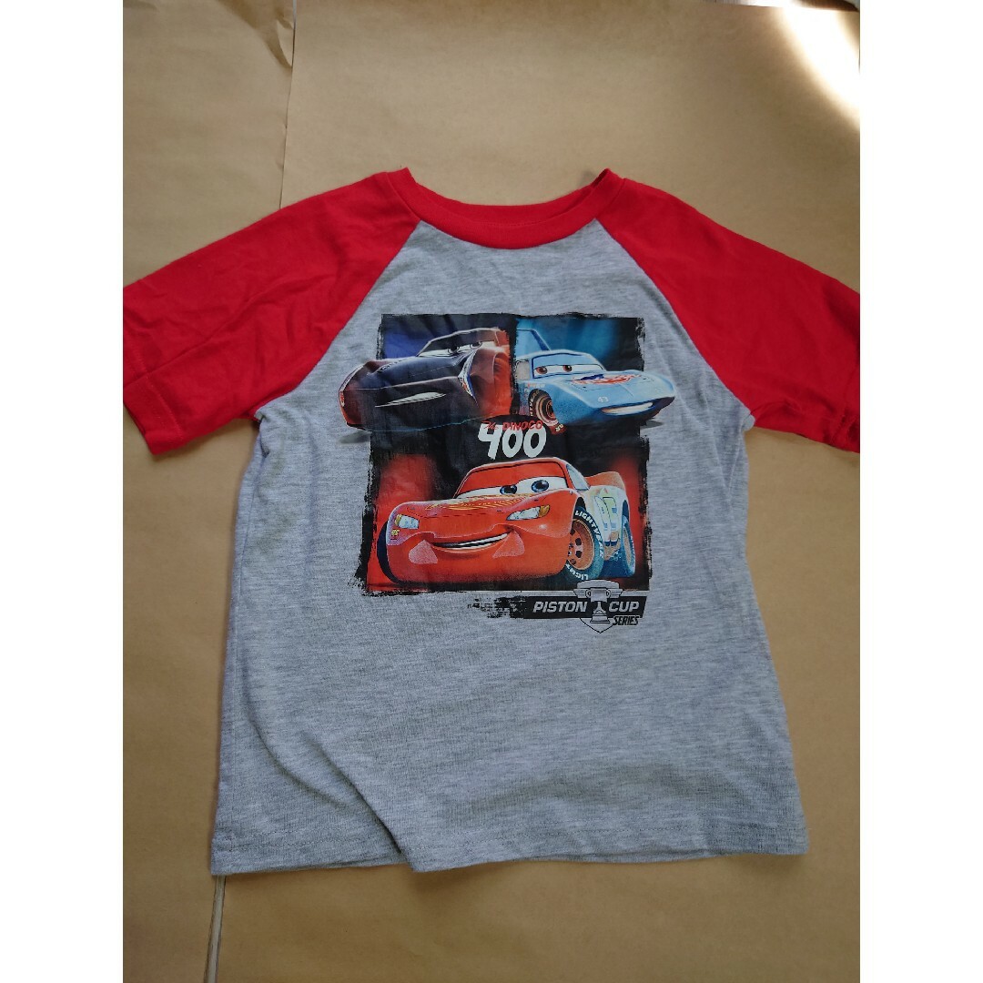 Disney(ディズニー)のカーズ Tシャツ キッズ/ベビー/マタニティのキッズ服男の子用(90cm~)(Tシャツ/カットソー)の商品写真